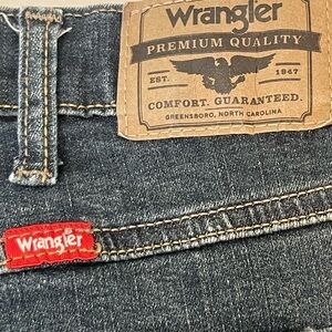 Wrangler Dark Denim Jeans with Red Tag  Sz 38 x 32